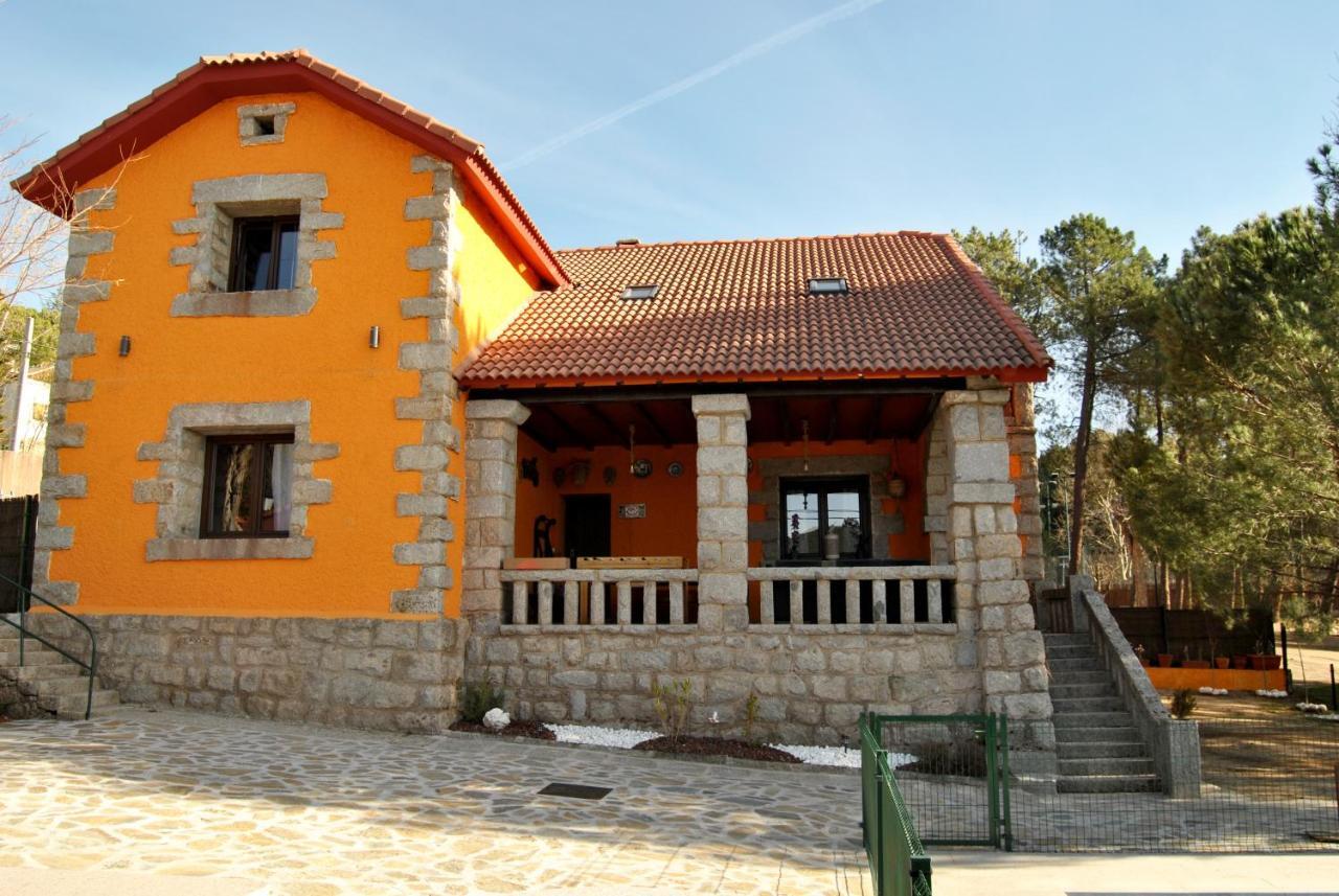 Casa Rural Mansion Adela Con Piscina Y Jacuzzi Collado Mediano Luaran gambar